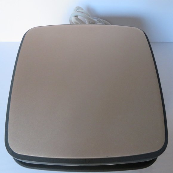 CRICUT EASY PRESS 2 9 X 9 ONE TIME USE ONLY WHITE LIKE NEW - Picture 6 of 11